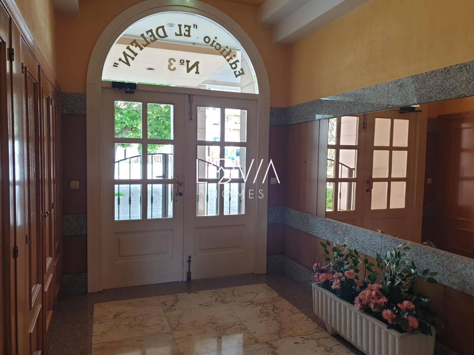 2 bedroom Flat for sale in Carreno with garage - € 190,000 (Ref: 9949119)