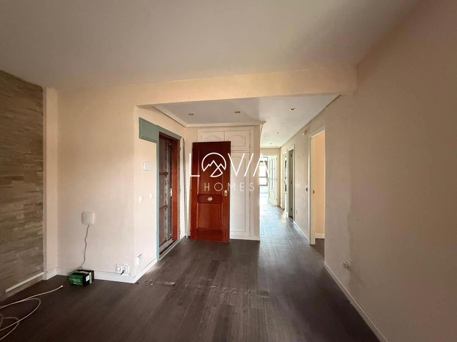 2 bedroom Flat for sale in Carreno with garage - € 190,000 (Ref: 9949119)