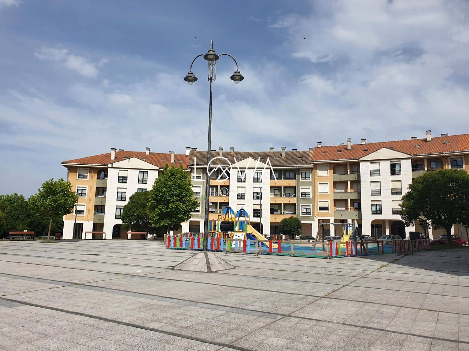 2 bedroom Flat for sale in Carreno with garage - € 190,000 (Ref: 9949119)