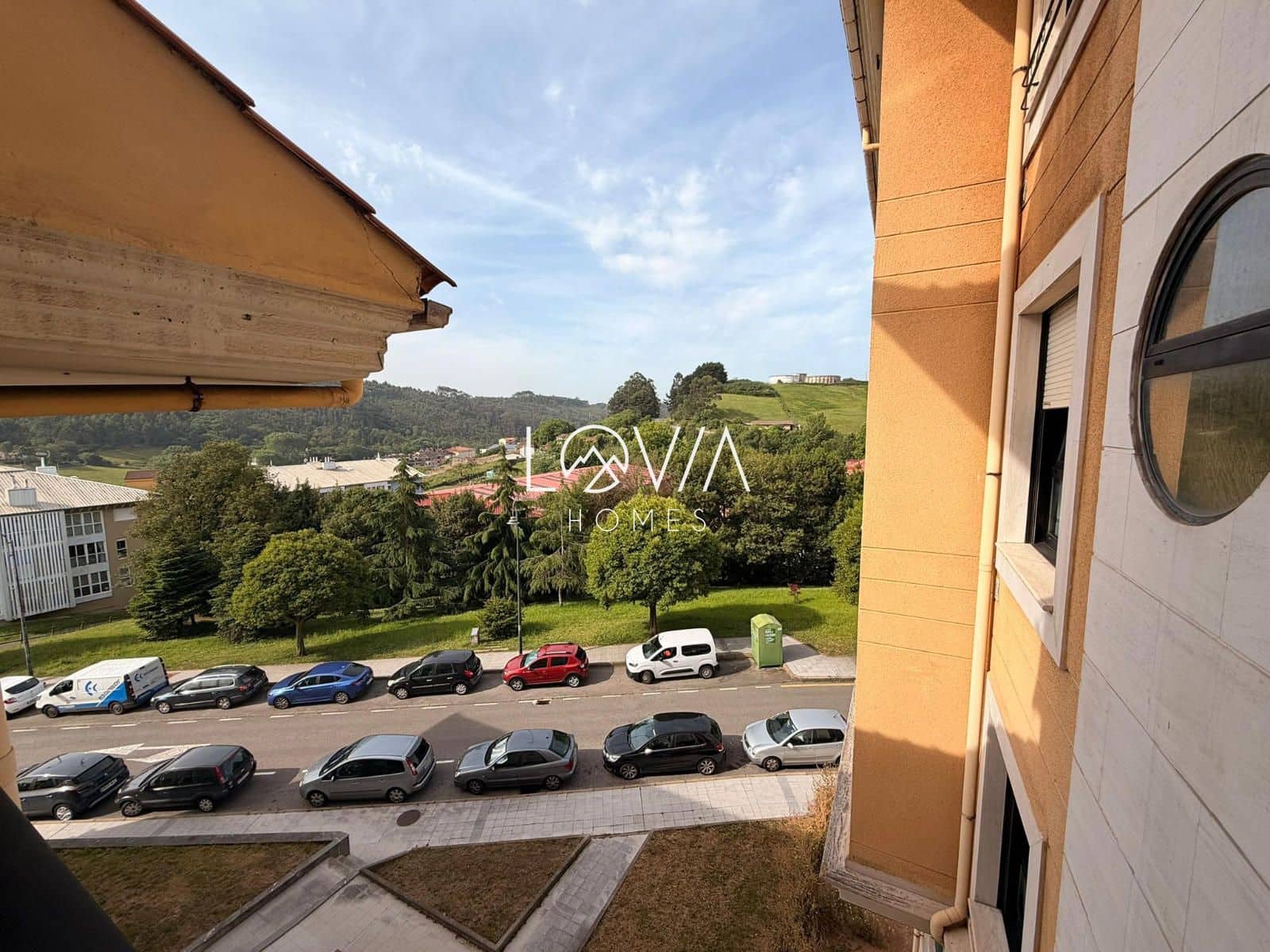 2 bedroom Flat for sale in Carreno with garage - € 190,000 (Ref: 9949119)