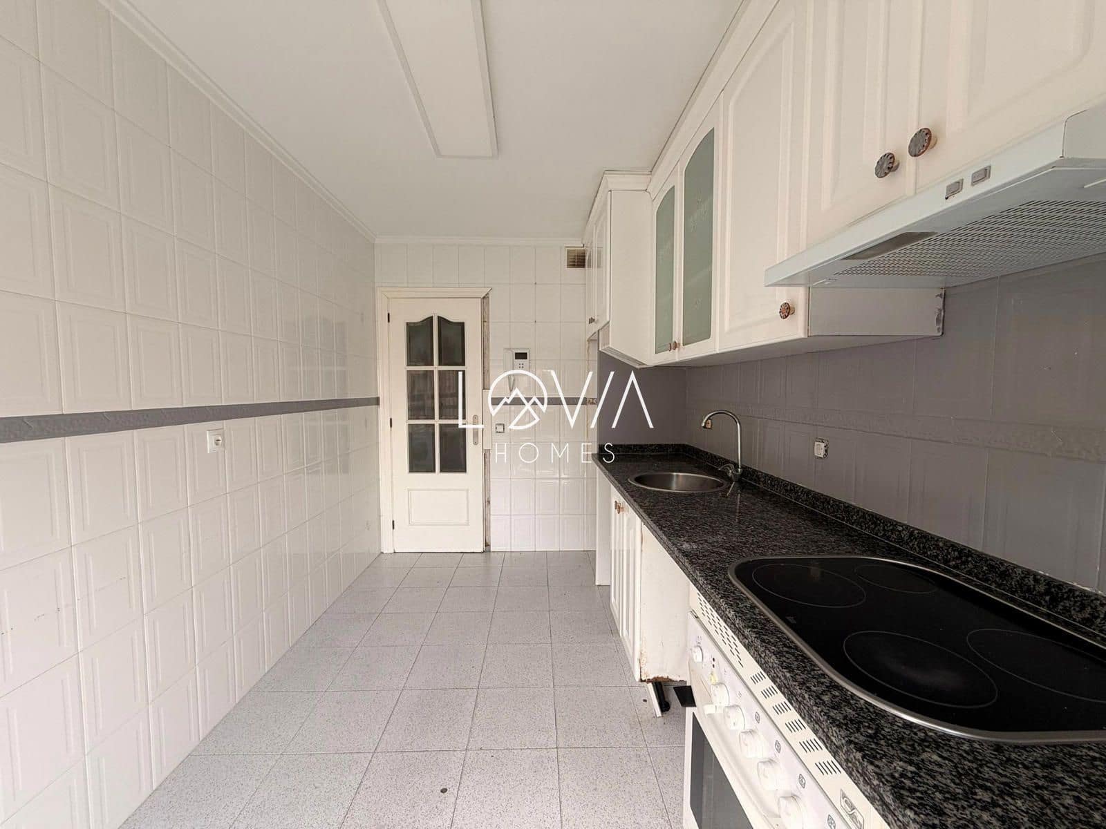 2 bedroom Flat for sale in Carreno with garage - € 190,000 (Ref: 9949119)
