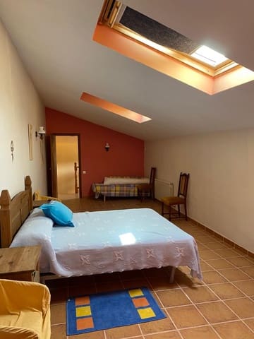 4 bedroom Finca/Country House for sale in Cofrentes with garage - € 114,000 (Ref: 7417786)