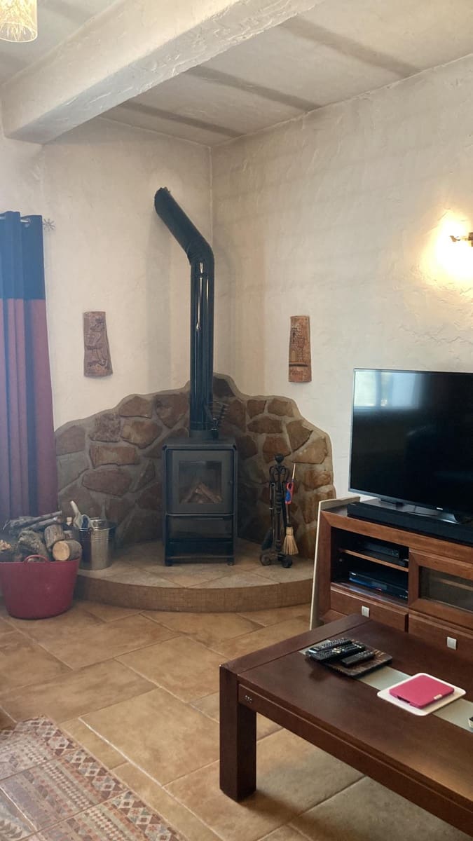 3 soveværelse Finca/Landehus til salg i Jalance med swimmingpool garage - € 160.000 (Ref: 7429729)