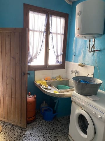 7 slaapkamer Huis te koop in Ayora - € 185.000 (Ref: 7431320)