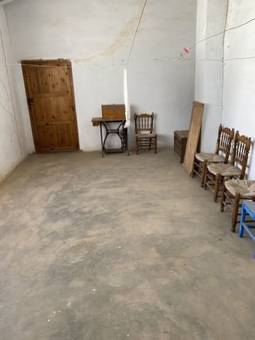 7 slaapkamer Huis te koop in Ayora - € 185.000 (Ref: 7431320)