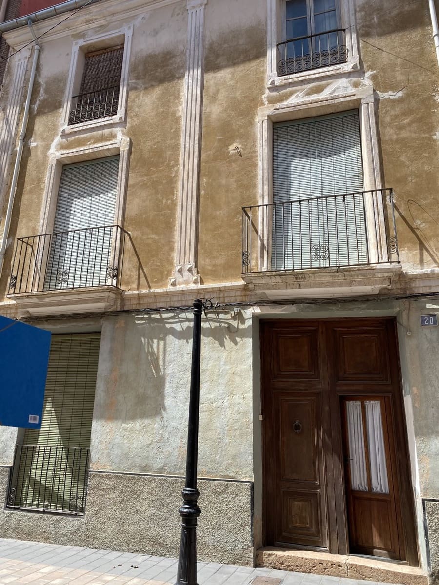 7 soveværelse Byhus til salg i Ayora - € 185.000 (Ref: 7431320)