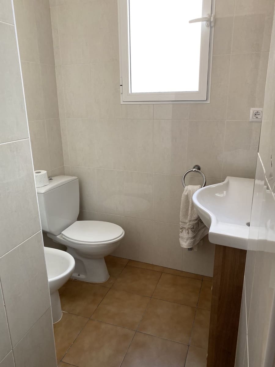 7 soveværelse Byhus til salg i Ayora - € 185.000 (Ref: 7431320)