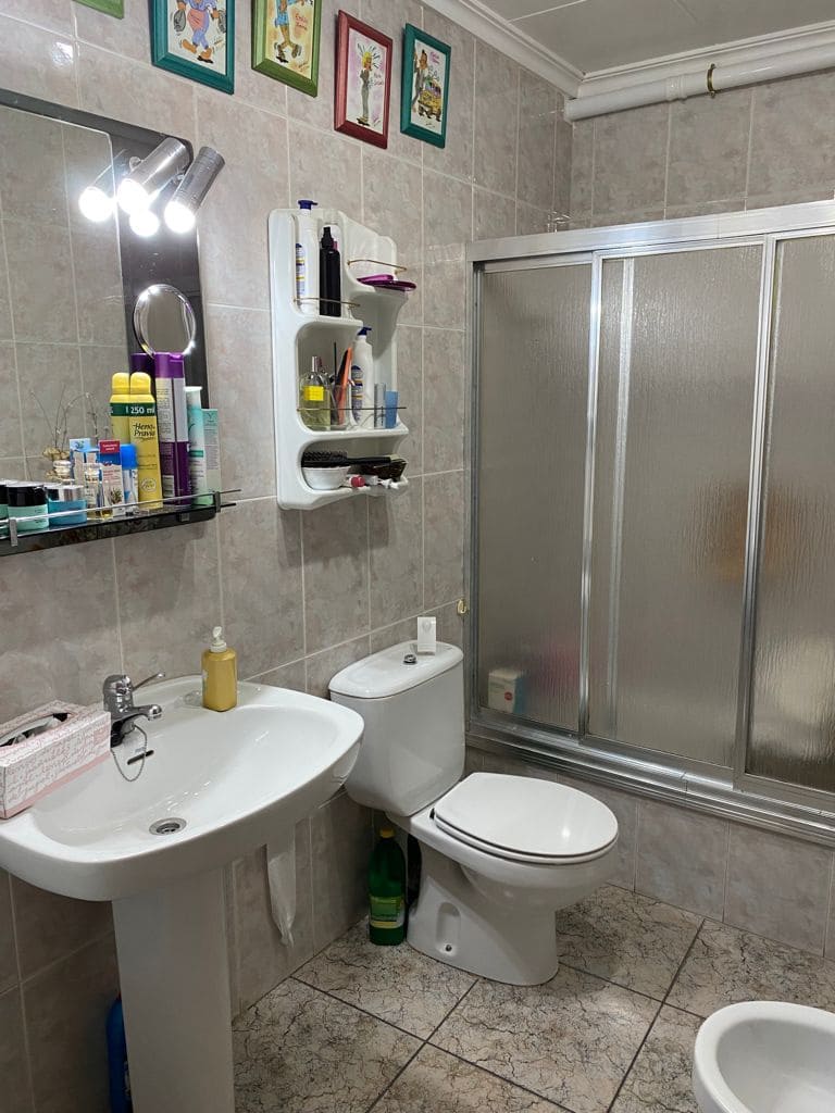 5 soveværelse Byhus til salg i Ayora - € 145.000 (Ref: 7433745)