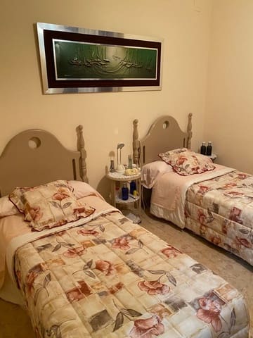 5 slaapkamer Huis te koop in Ayora - € 145.000 (Ref: 7433745)