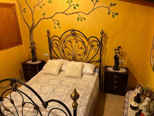 5 slaapkamer Huis te koop in Ayora - € 145.000 (Ref: 7433745)