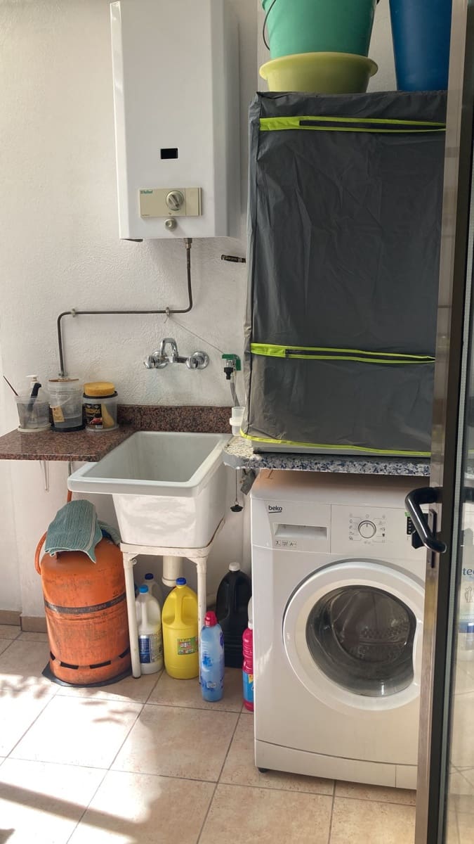 3 soverom Leilighet til salgs i Ayora med garasje - € 105 000 (Ref: 8970884)