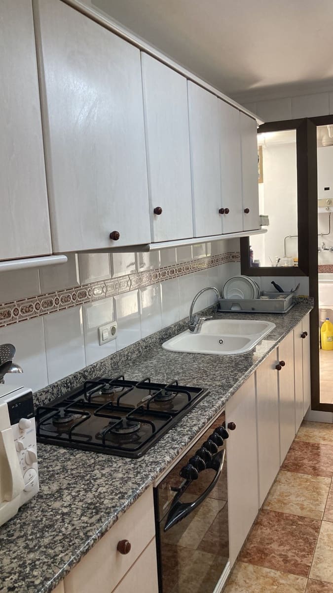 3 soverom Leilighet til salgs i Ayora med garasje - € 105 000 (Ref: 8970884)