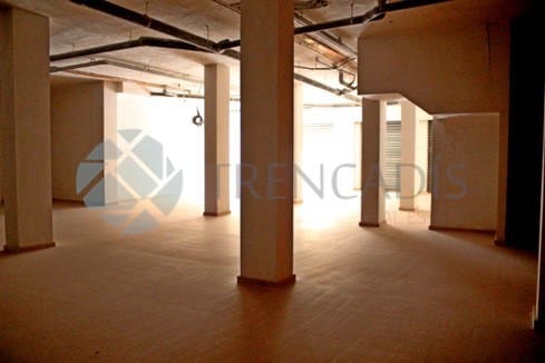 Commercieel te koop in Elche / Elx - € 125.000 (Ref: 7109284)