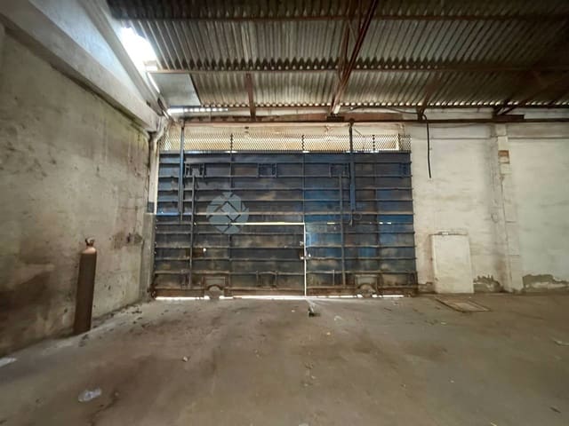 Commercial for sale in Sagunto / Sagunt - € 77,000 (Ref: 7266441)