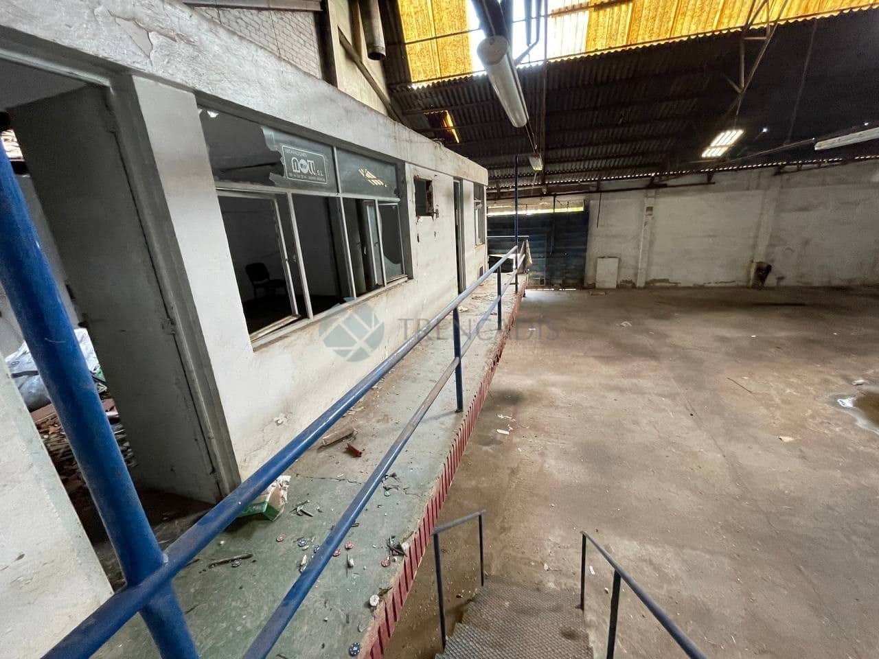 Commercial for sale in Sagunto / Sagunt - € 77,000 (Ref: 7266441)