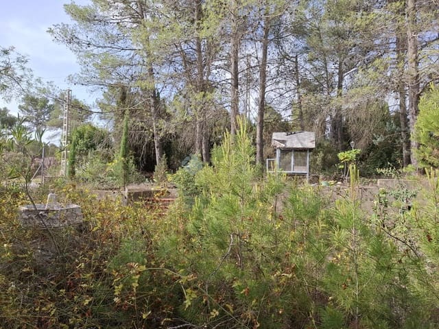 3 bedroom Villa for sale in Moixent - € 95,000 (Ref: 7679625)