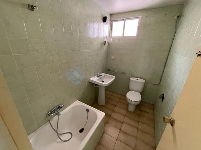 4 bedroom Commercial for sale in Alcoy / Alcoi - € 49,000 (Ref: 7996852)