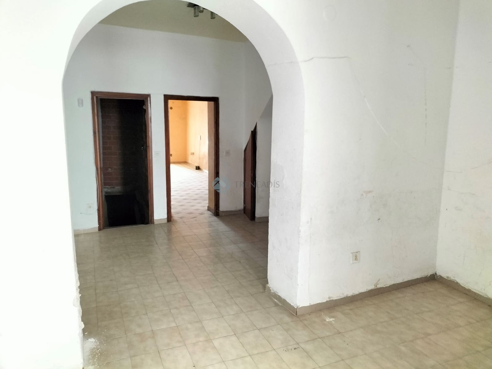 3 soveværelse Byhus til salg i Callosa d'En Sarria - € 58.000 (Ref: 8031924)