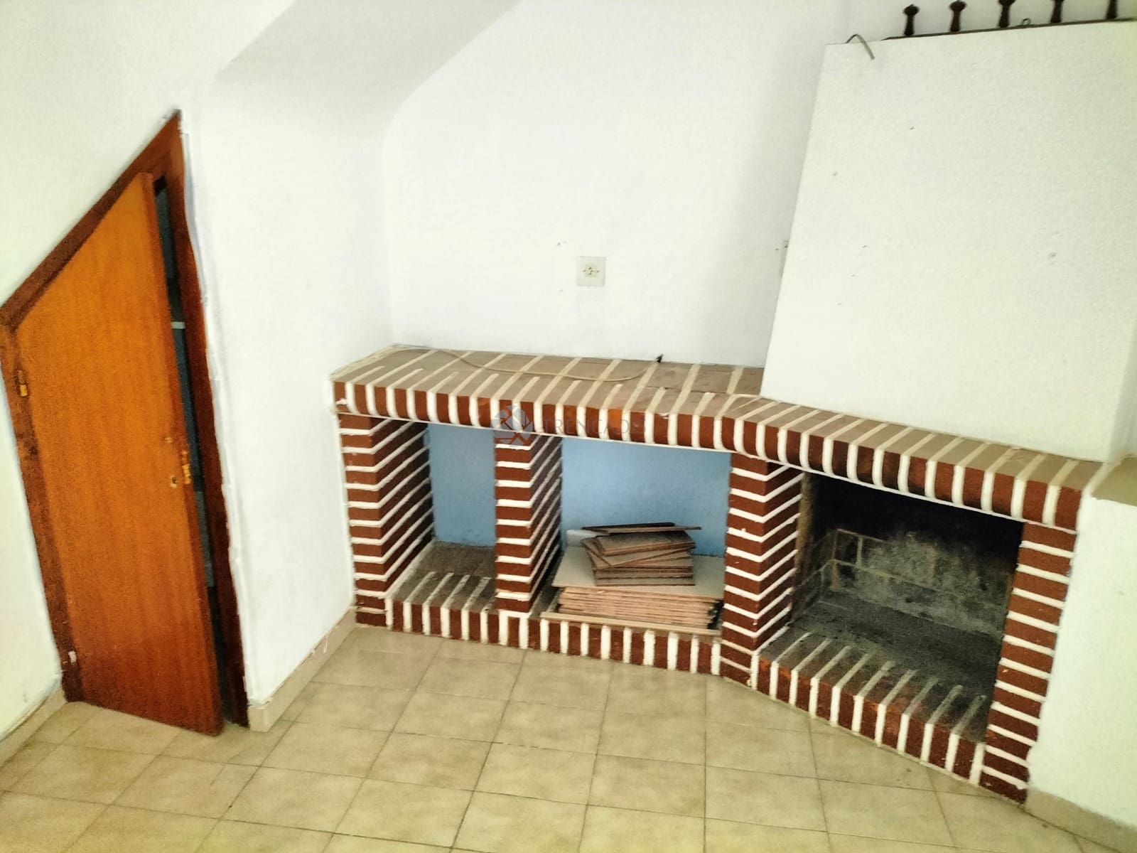 3 soveværelse Byhus til salg i Callosa d'En Sarria - € 58.000 (Ref: 8031924)