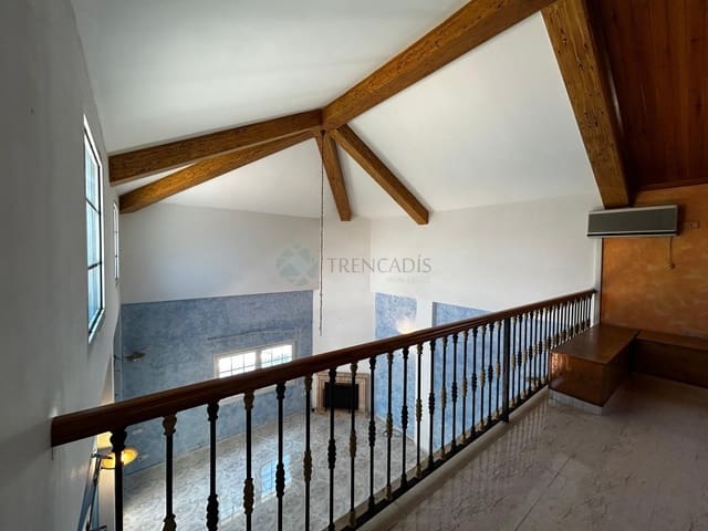 4 sovrum Villa till salu i Picassent med garage - 395 000 € (Ref: 9021219)