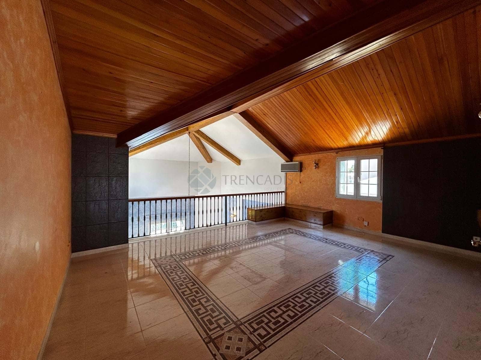 4 soveværelse Villa til salg i Picassent med garage - € 395.000 (Ref: 9021219)