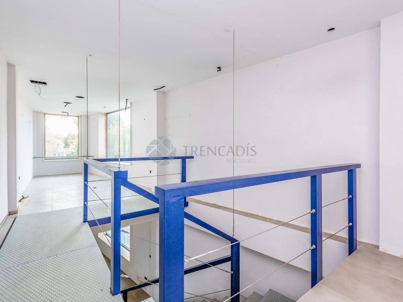 Commercieel te koop in Benicarlo - € 450.000 (Ref: 9021235)