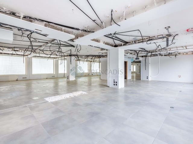 Local Comercial en Benicarló en venta - 450.000 € (Ref: 9021235)