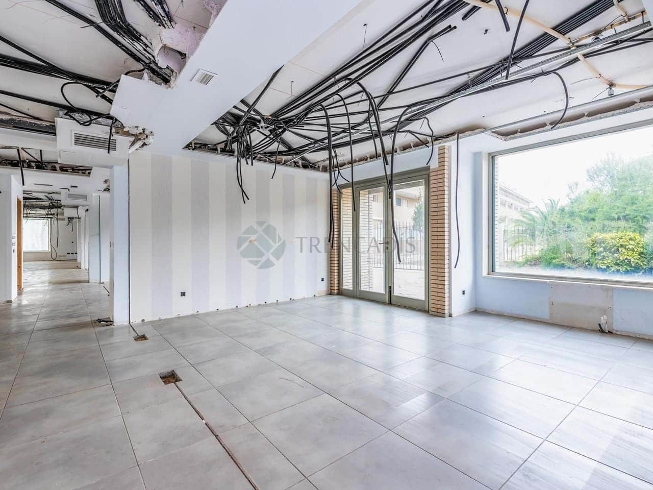 Commercieel te koop in Benicarlo - € 450.000 (Ref: 9021235)