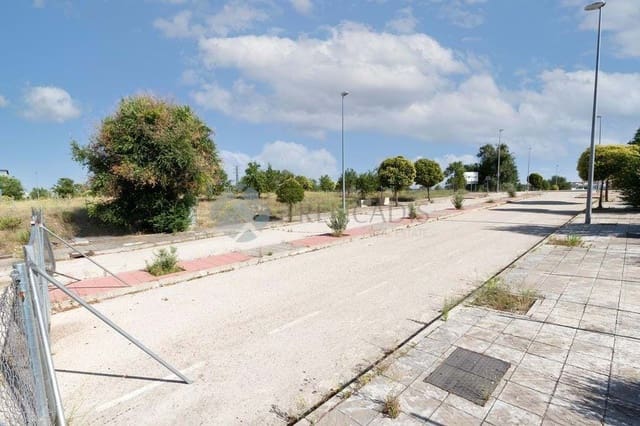 Teren niezagospodarowany na sprzedaż w Miasto Madryt - 1 100 000 € (Ref: 9021237)