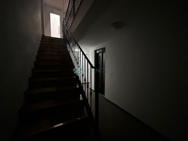 Commercial for sale in La Vall d'Uixó - € 275,000 (Ref: 9021246)