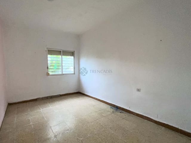 5 makuuhuone Rivitalo myytävänä paikassa Torrent - 165 000 € (Ref: 9021263)