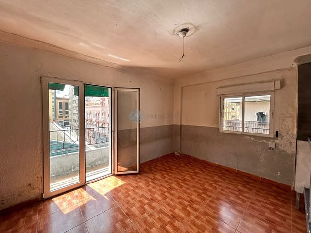 3 Zimmer Apartment zu verkaufen in València Stadt - 182.000 € (Ref: 9021275)