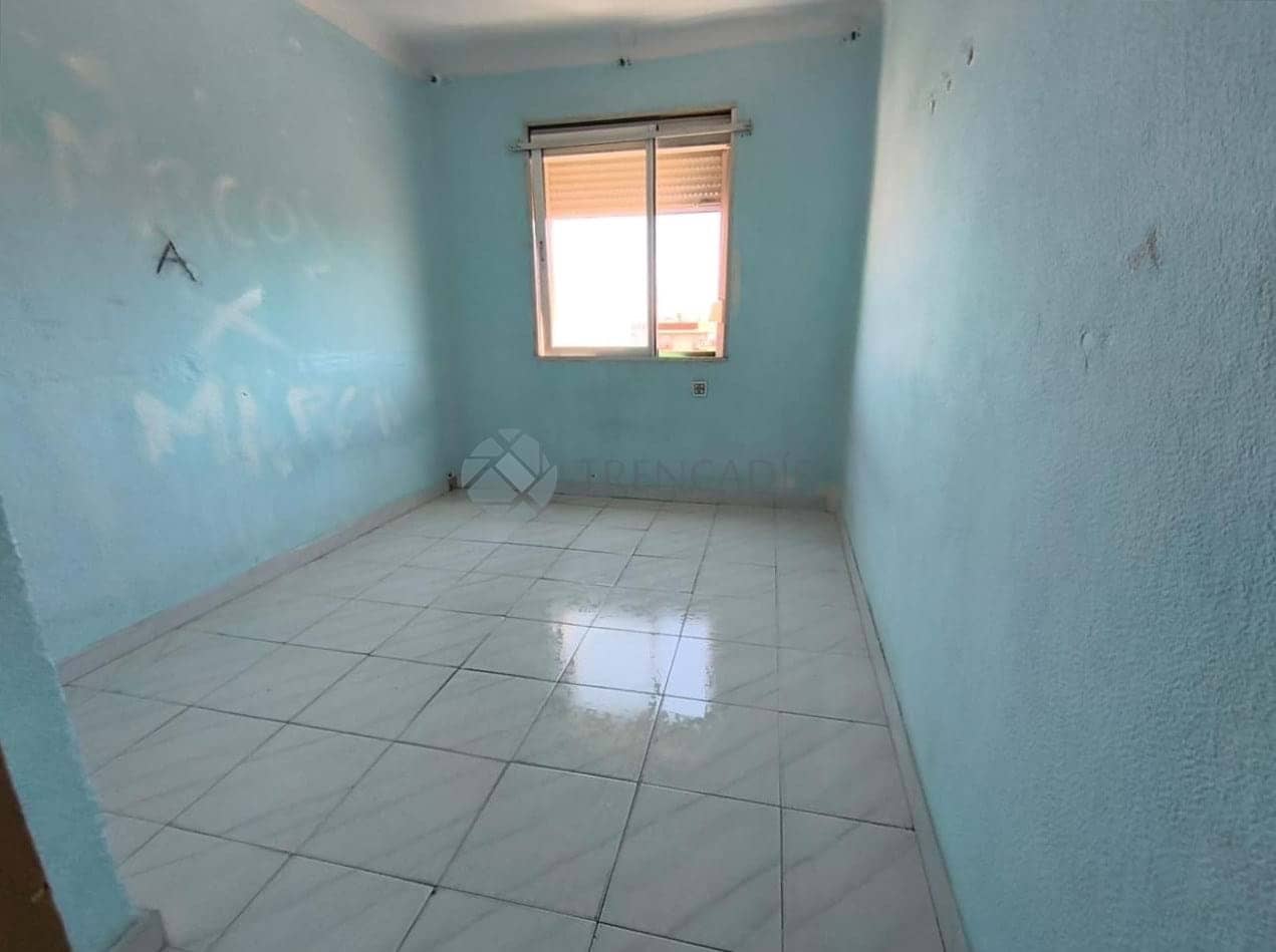 Apartamento de 3 habitaciones en Alcantarilla en venta - 65.000 € (Ref: 9021283)