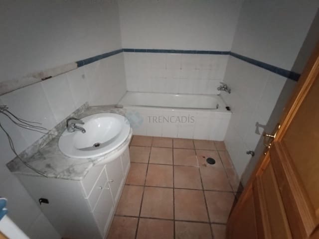 2 bedroom Townhouse for sale in Oliva - € 86,000 (Ref: 9022588)