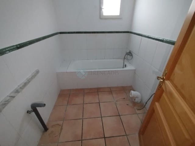 2 sovrum Hus till salu i Oliva - 88 000 € (Ref: 9022589)