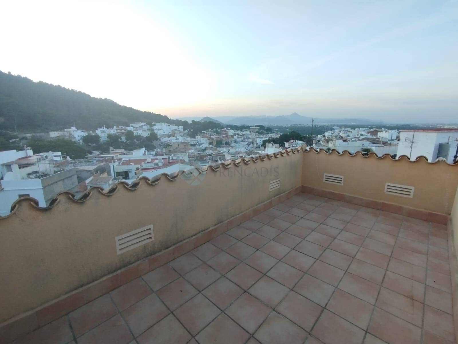 2 bedroom Townhouse for sale in Oliva - € 88,000 (Ref: 9022589)