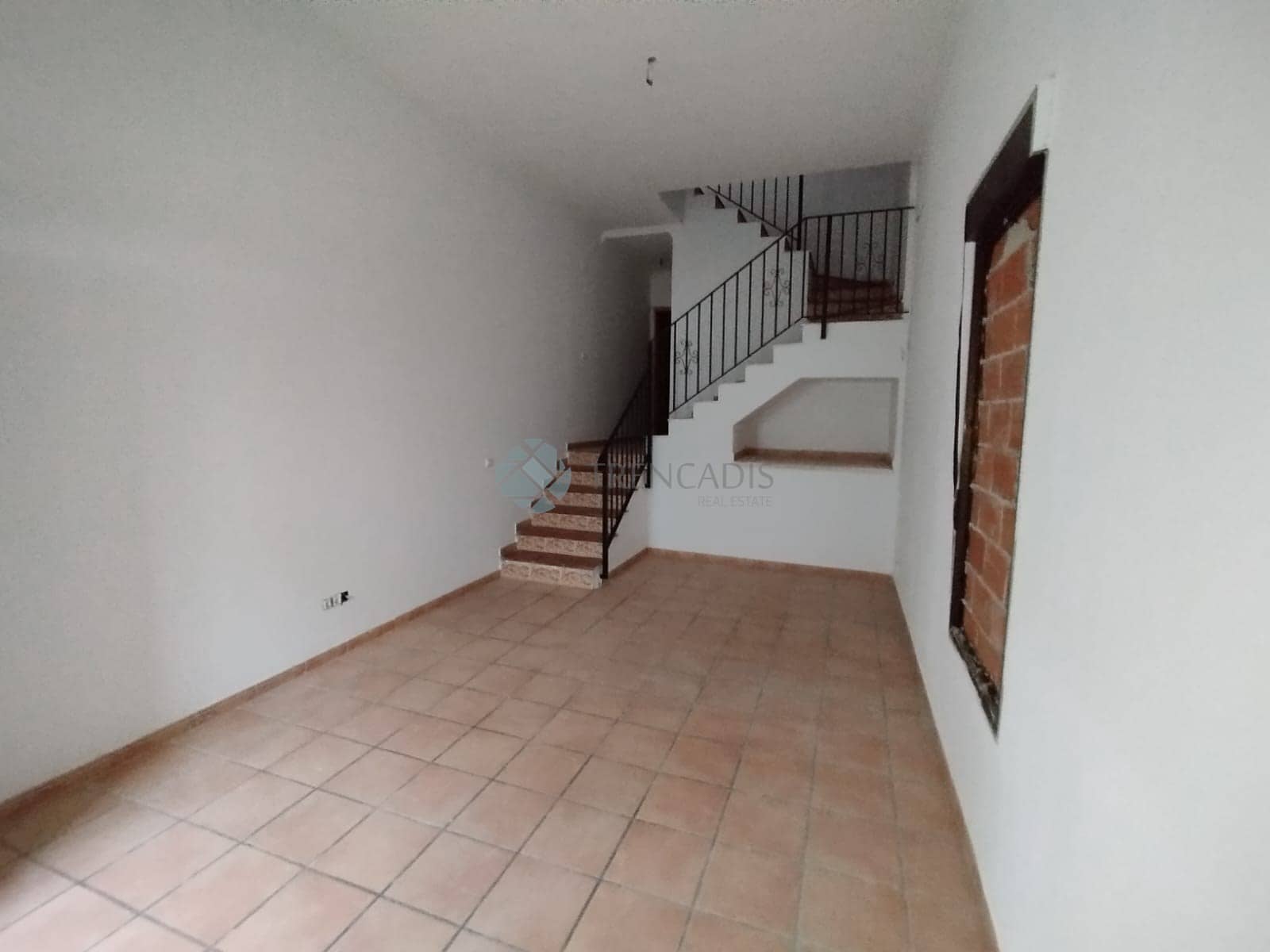 2 bedroom Townhouse for sale in Oliva - € 88,000 (Ref: 9022589)