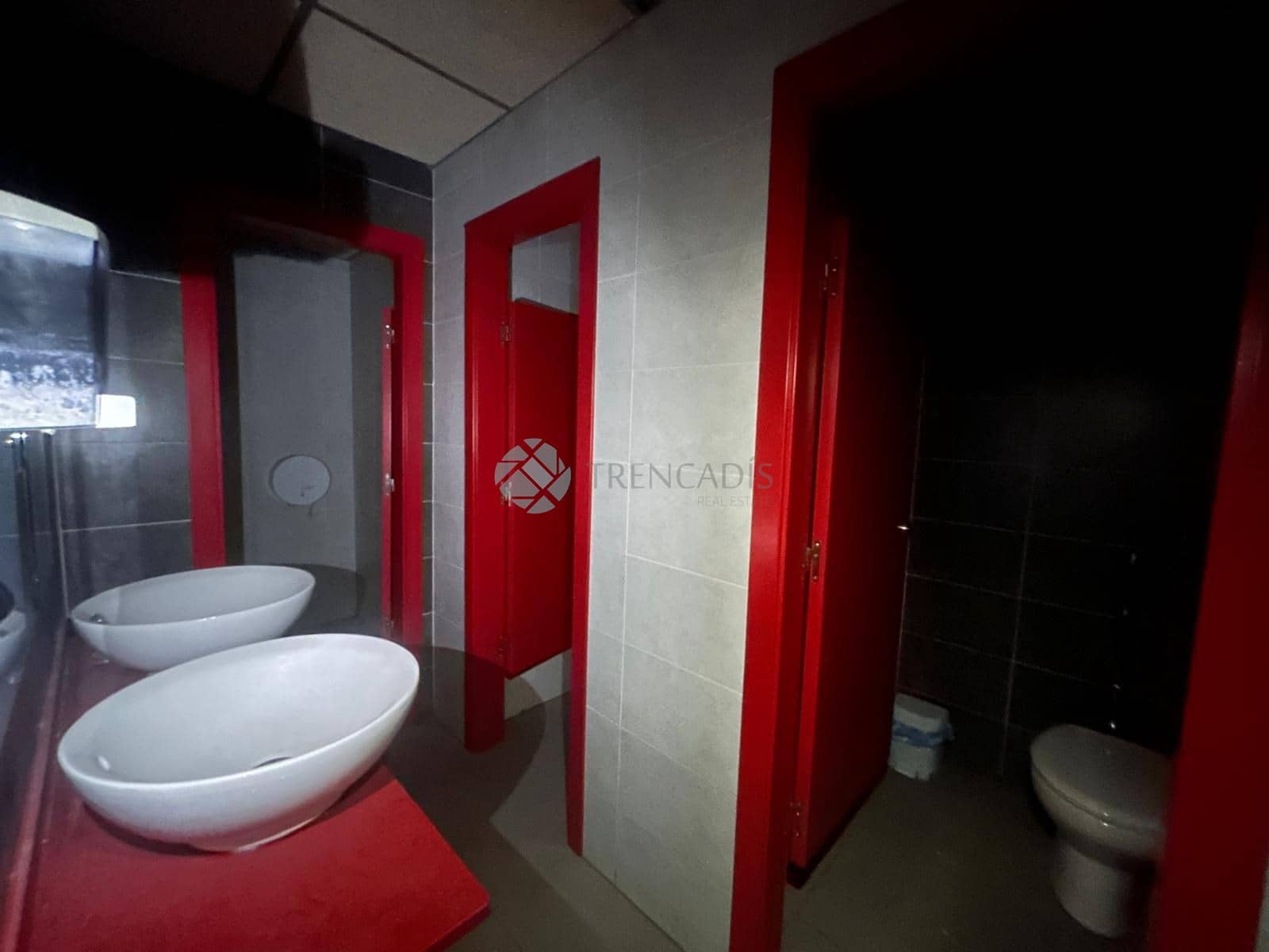 Erhverv til salg i Burriana / Borriana - € 299.000 (Ref: 9022596)