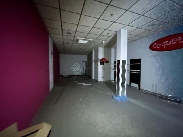 Commercial for sale in Burriana / Borriana - € 299,000 (Ref: 9022596)