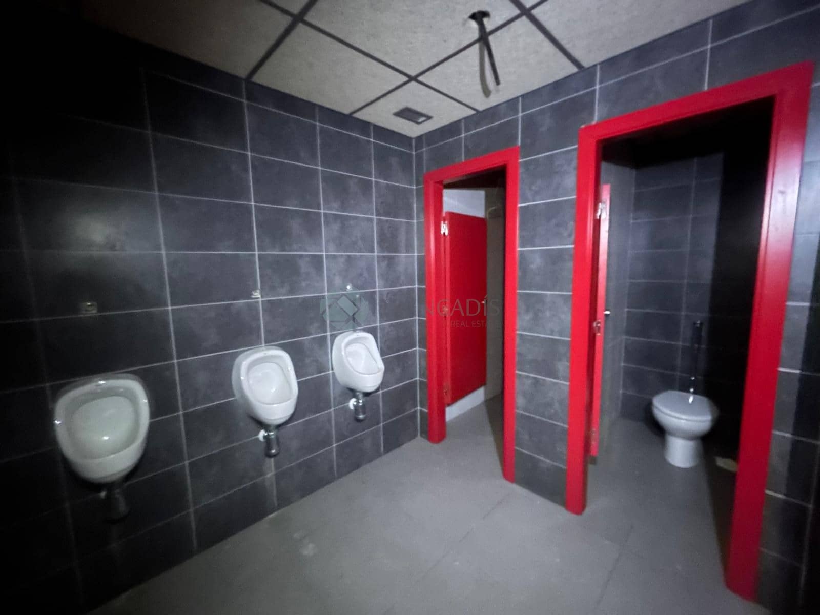 Erhverv til salg i Burriana / Borriana - € 299.000 (Ref: 9022596)