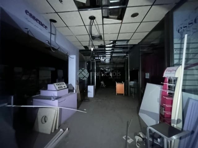 Commercial for sale in Burriana / Borriana - € 299,000 (Ref: 9022596)