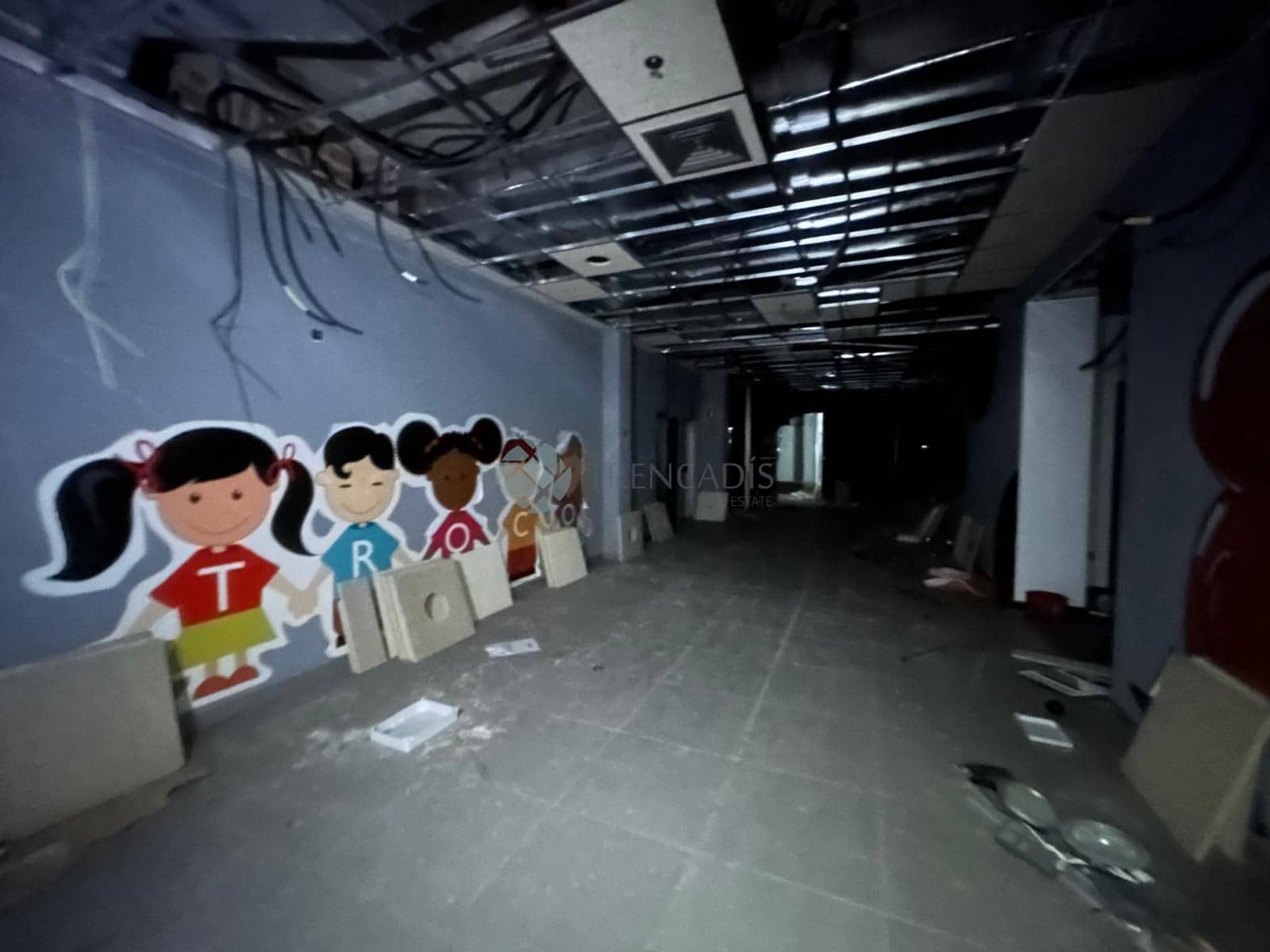 Erhverv til salg i Burriana / Borriana - € 299.000 (Ref: 9022596)