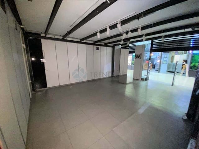 Local Comercial en València ciudad en venta - 116.000 € (Ref: 9025222)