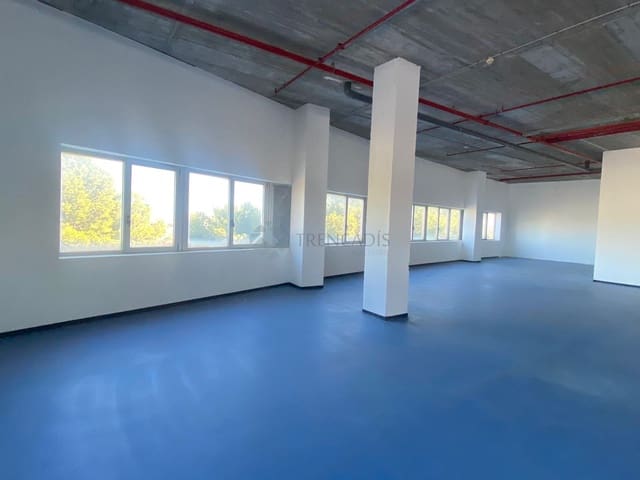 Commercial for sale in Aldaia - € 1,215,000 (Ref: 9025223)