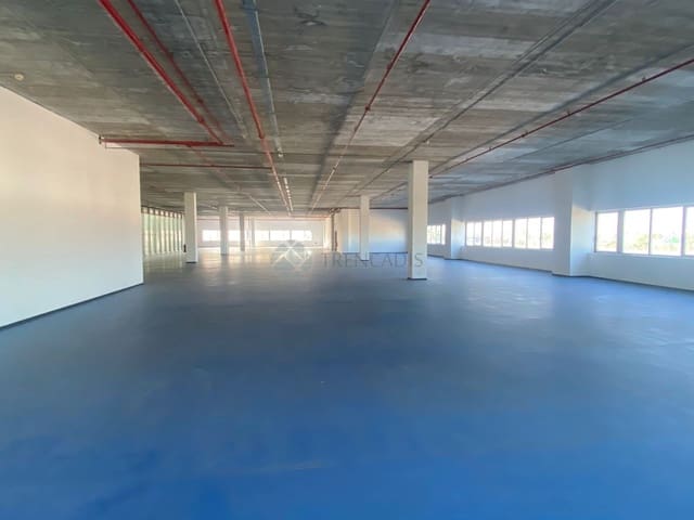 Commercial for sale in Aldaia - € 1,215,000 (Ref: 9025223)