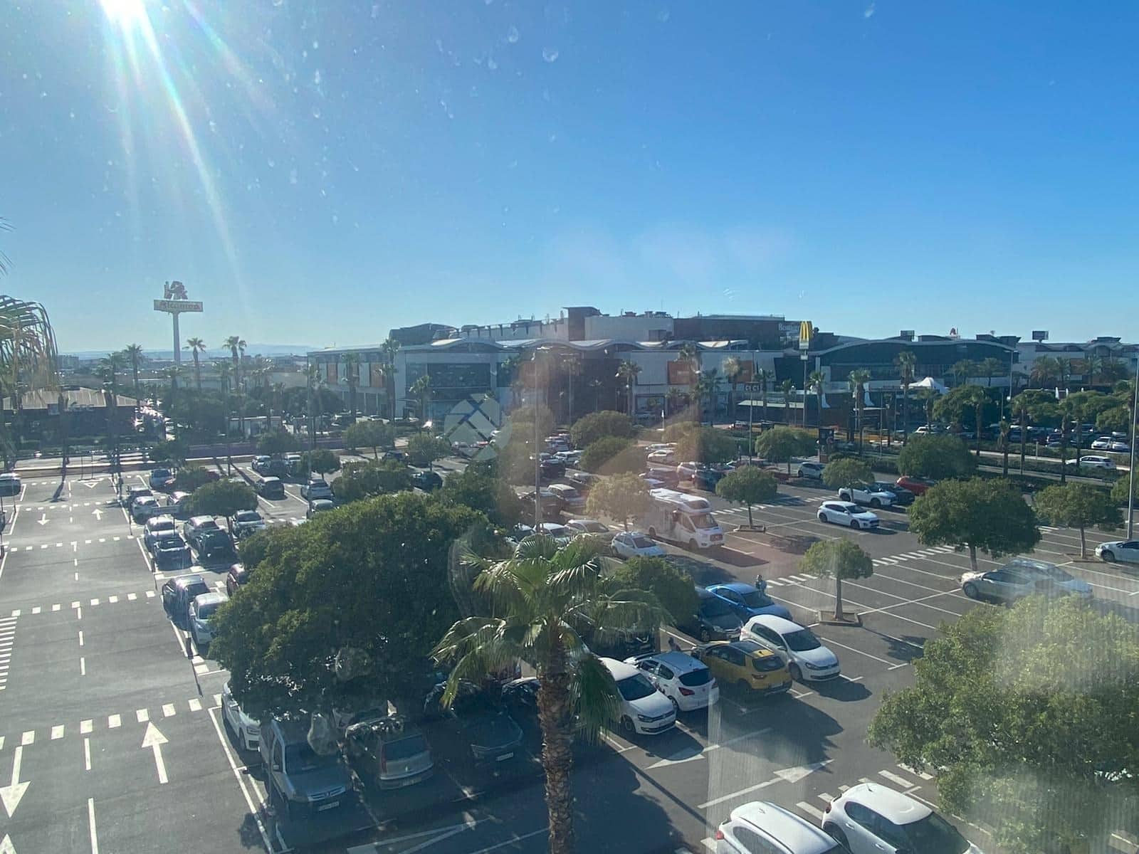 Erhverv til salg i Aldaia - € 1.215.000 (Ref: 9025223)