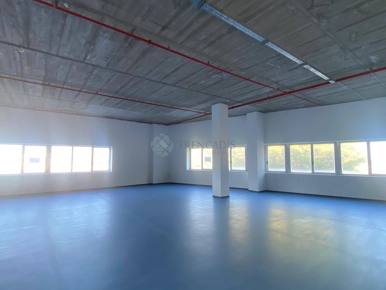 Erhverv til salg i Aldaia - € 1.215.000 (Ref: 9025223)