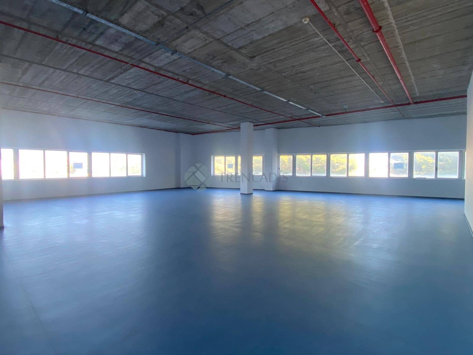 Erhverv til salg i Aldaia - € 1.215.000 (Ref: 9025223)