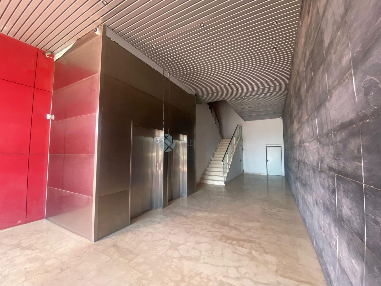 Erhverv til salg i Aldaia - € 1.215.000 (Ref: 9025223)