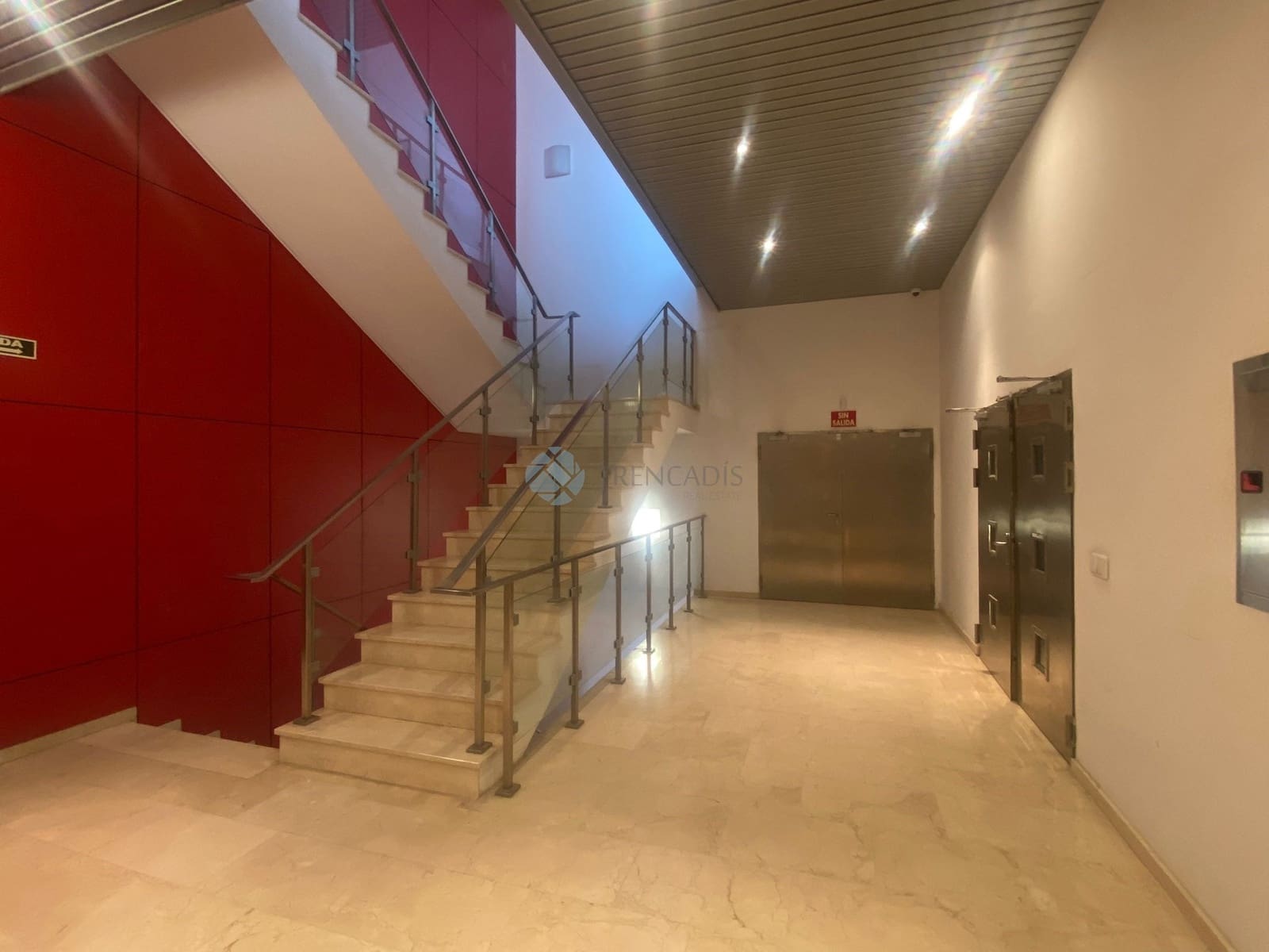 Erhverv til salg i Aldaia - € 1.215.000 (Ref: 9025223)